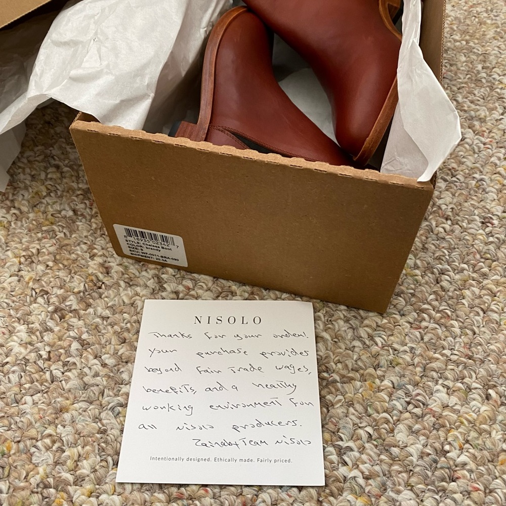 Nisolo Chelsea Leather Boot Brandy Size 9 only worn once - Picture 14 of 14